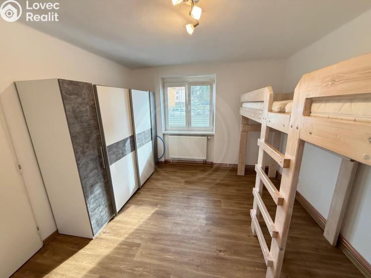 Pronájem bytu 2+1 Týn nad Vltavou, Orlická 304 č. 5