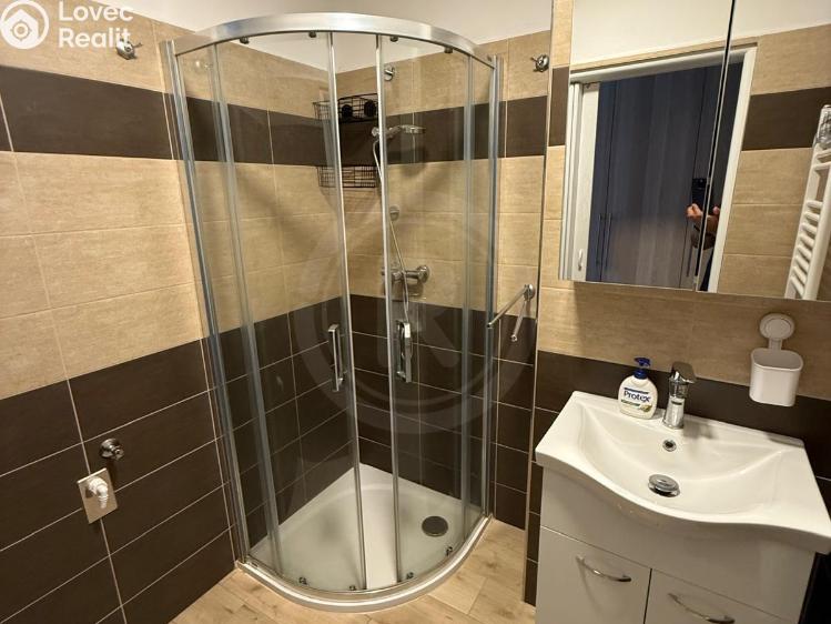 Pronájem bytu 2+1 Týn nad Vltavou, Orlická 304 č. 7