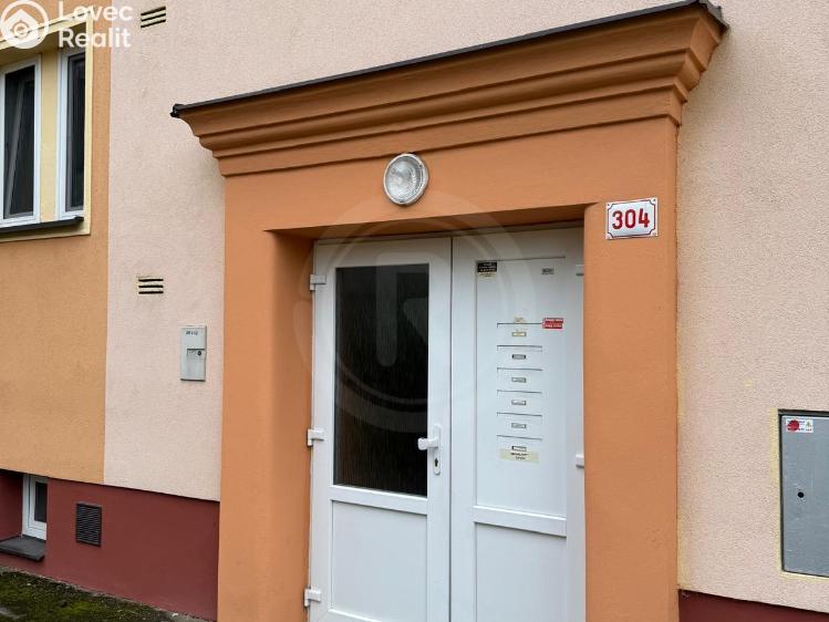 Pronájem bytu 2+1 Týn nad Vltavou, Orlická 304 č. 12