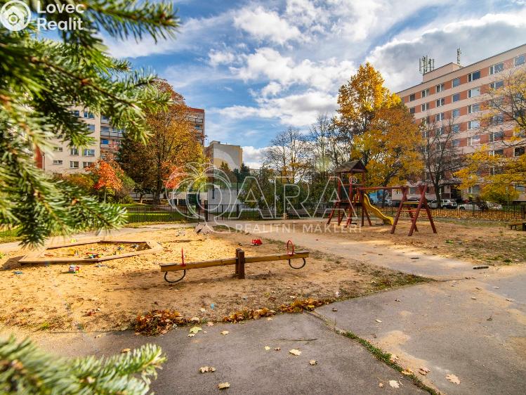 Продаж квартири 5+KK Praha, Španielova 1263/13 č. 38