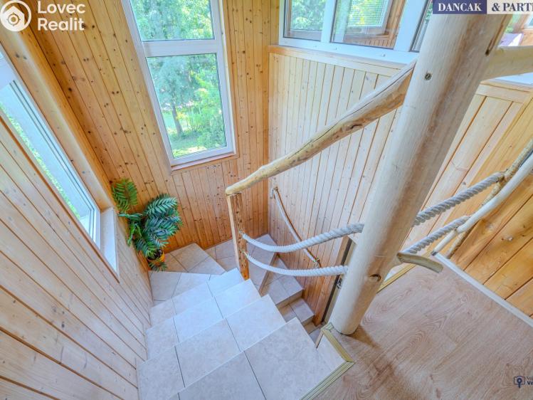 Sale hut Čeladná č. 3