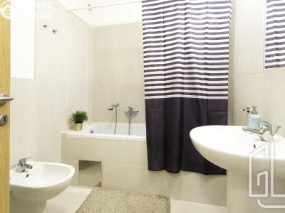 Pronájem bytu 2+KK Praha, Rumunská č. 3