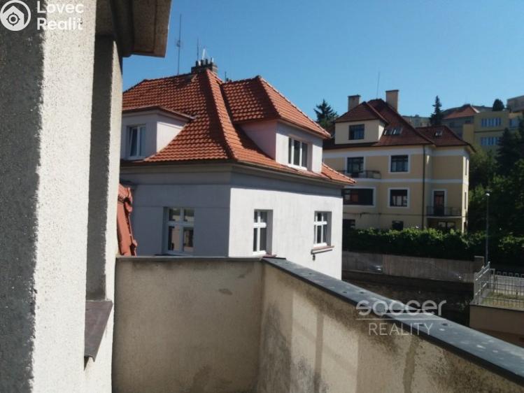 Pronájem bytu 2+KK Praha, Pravá č. 14