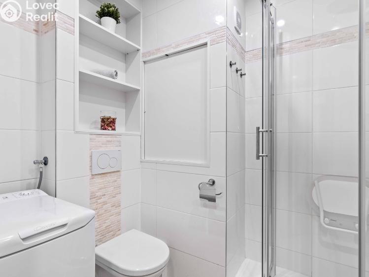 Pronájem bytu 2+KK Praha, Zápasnická 883/8 č. 8