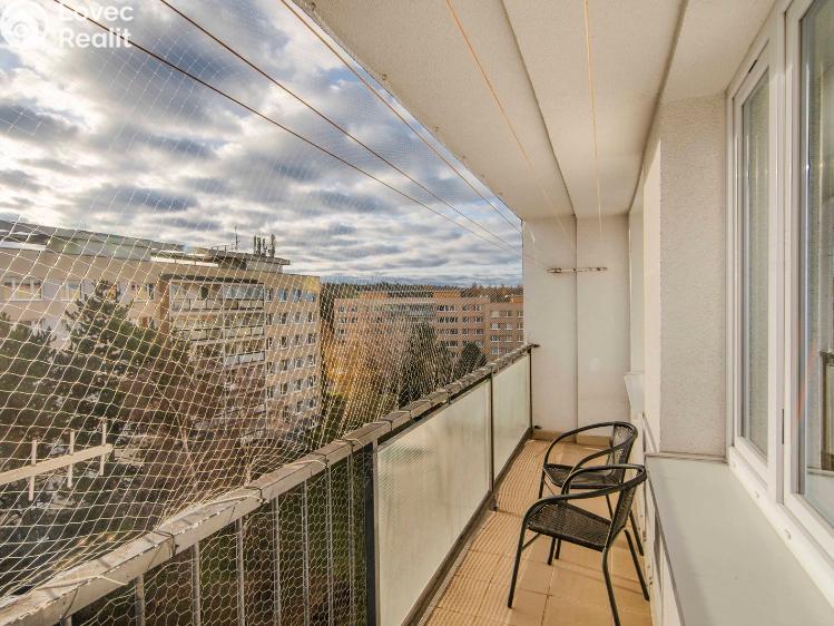 Pronájem bytu 2+KK Praha, Zápasnická 883/8 č. 15