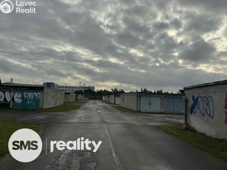 Pronájem garáže Hradec Králové, V Lipkách 894/6 č. 2