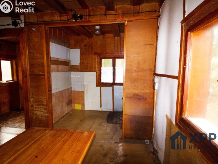 Sale hut Malšice č. 7