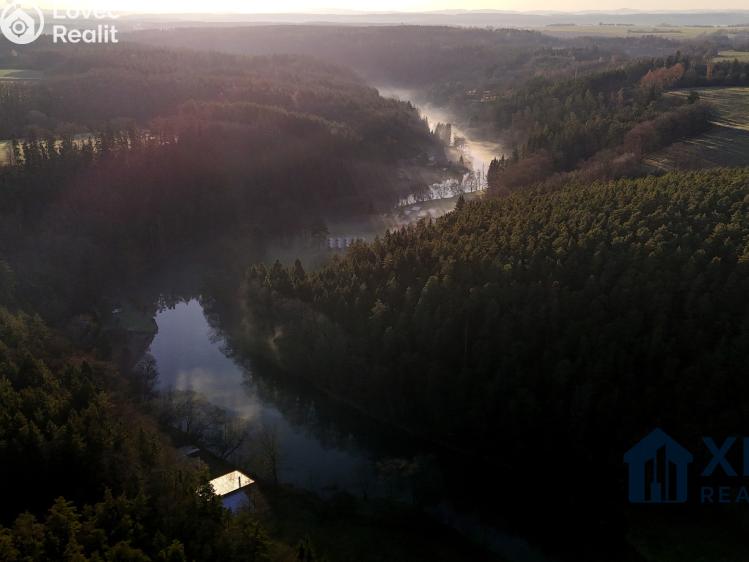 Sale hut Malšice č. 11