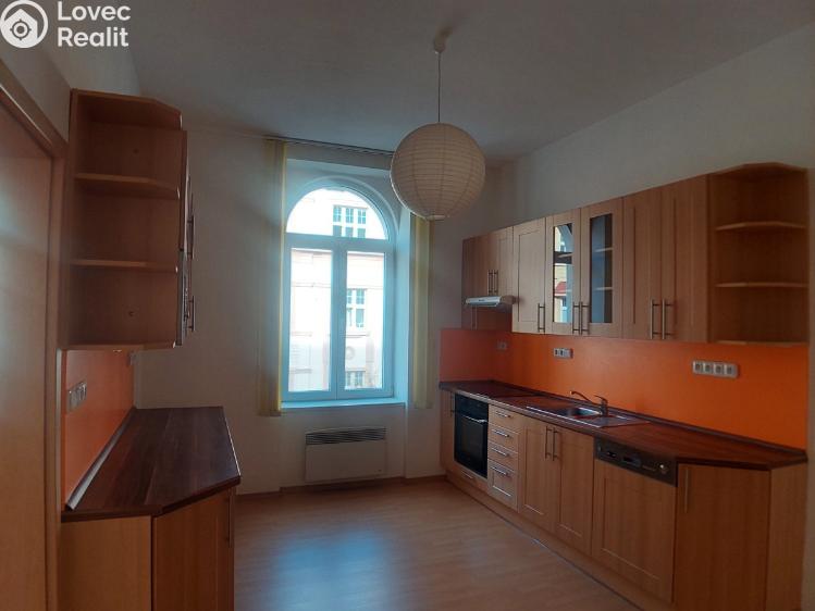 Pronájem bytu 3+1 Tábor, 9. května č. 2