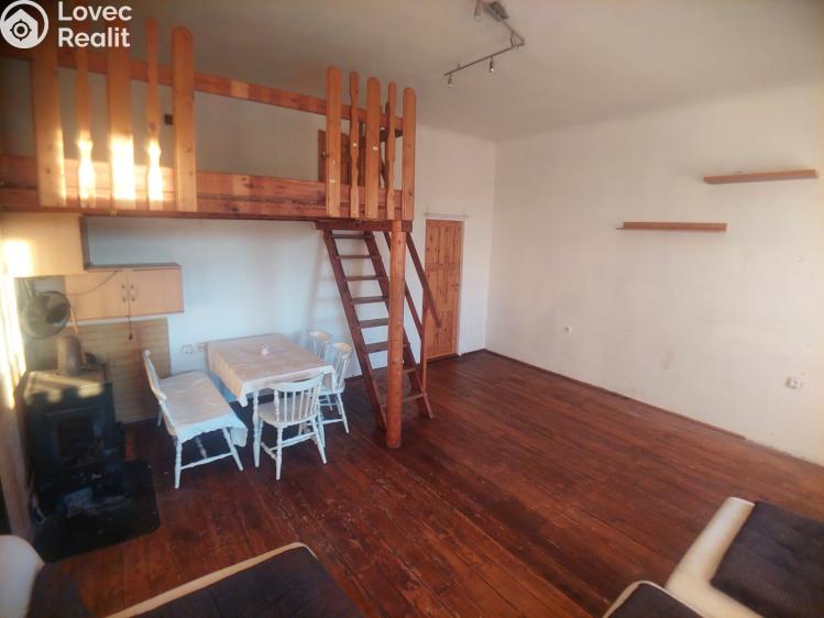 Prodej bytu 2+1 Veselí nad Lužnicí, Nádražní č. 6