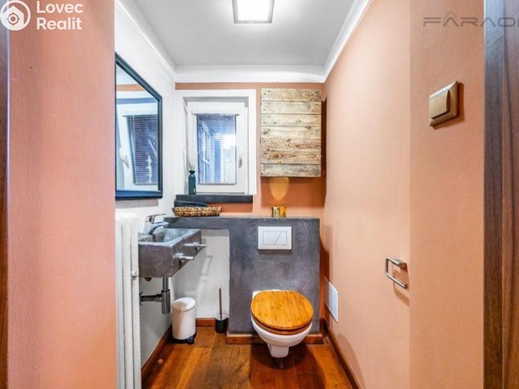 Pronájem bytu 2+KK Praha č. 8