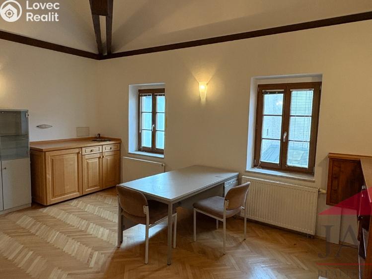 Pronájem kanceláře Sušice, náměstí Svobody 50 č. 1