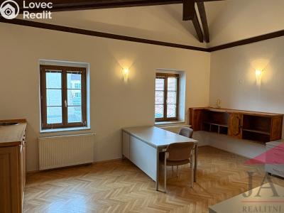 Pronájem kanceláře Sušice, náměstí Svobody 50 č. 2