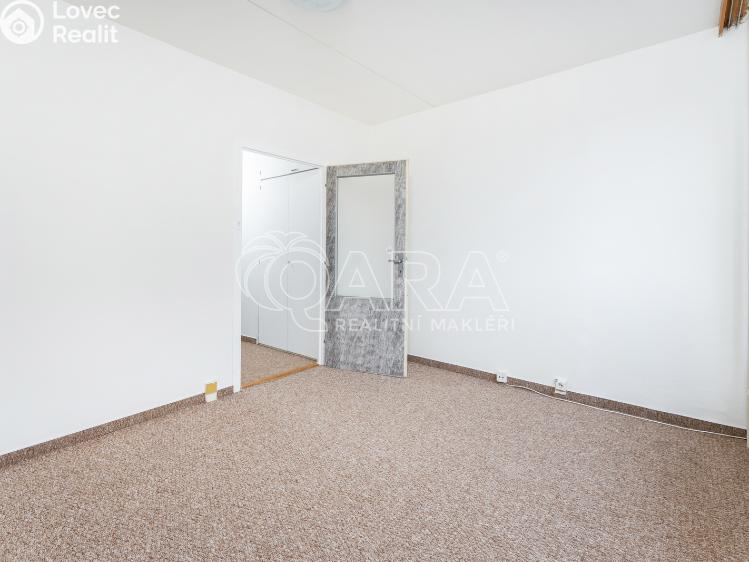 Prodej bytu 3+1 Praha, Poljanovova 3241/1 č. 18