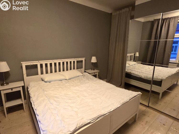 Pronájem bytu 2+KK Praha, Bořivojova 1068/69 č. 6