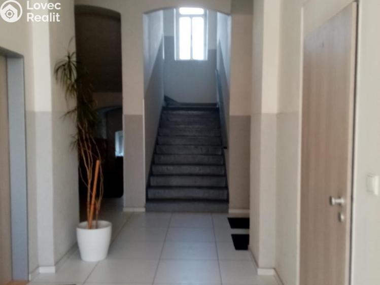 Pronájem bytu 2+KK Plzeň, Antonína Uxy č. 9