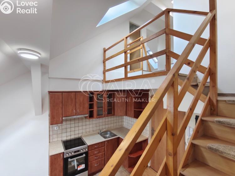 Pronájem bytu 2+1 Praha, Hanusova 826/29 č. 8