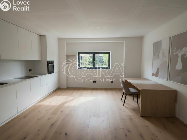 Rent commercial space Buštěhrad, Žižkova 205/5 č. 2