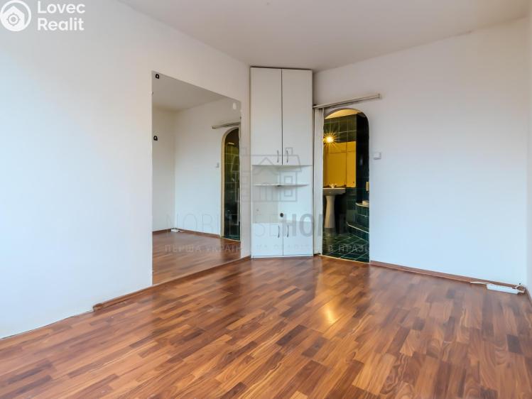 Prodej bytu 3+1 Praha, Lovosická č. 14