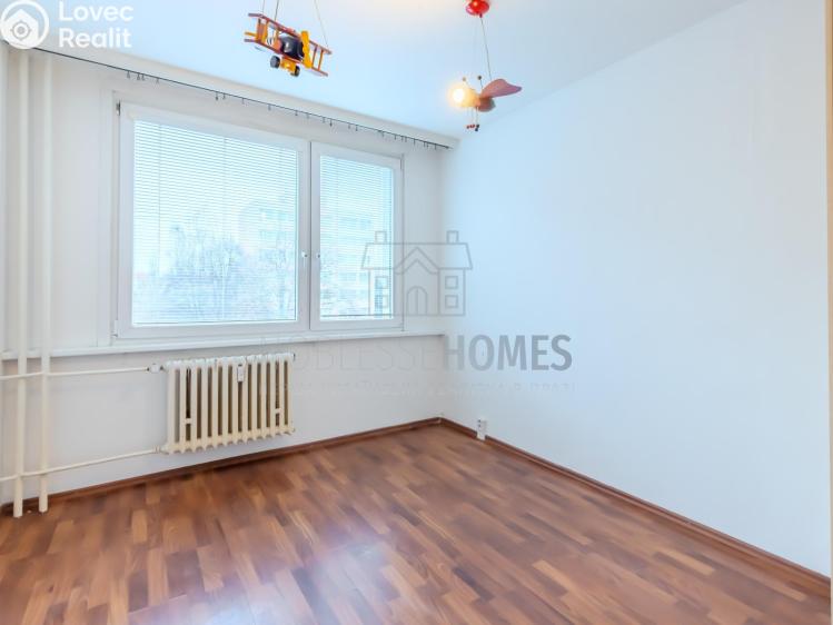 Prodej bytu 3+1 Praha, Lovosická č. 21