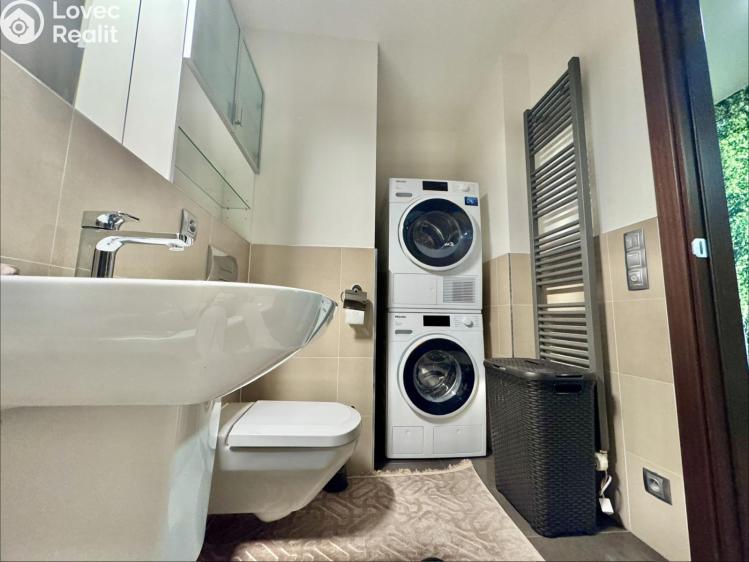 Pronájem bytu 2+KK Praha, K sídlišti 1728/29 č. 13