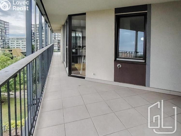 Pronájem bytu 3+KK Praha, Pitterova 2855/7 č. 12