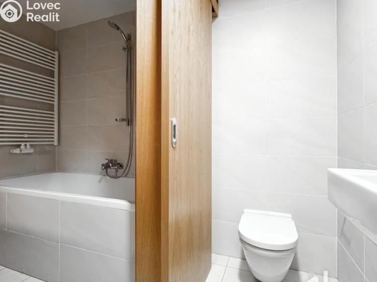 Pronájem bytu 3+KK Praha, Pitterova 2855/7 č. 14