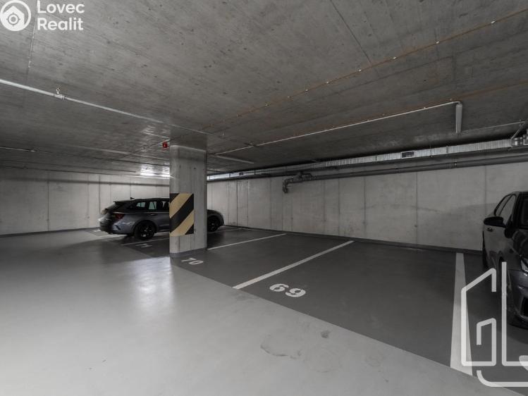 Pronájem bytu 3+KK Praha, Pitterova 2855/7 č. 18