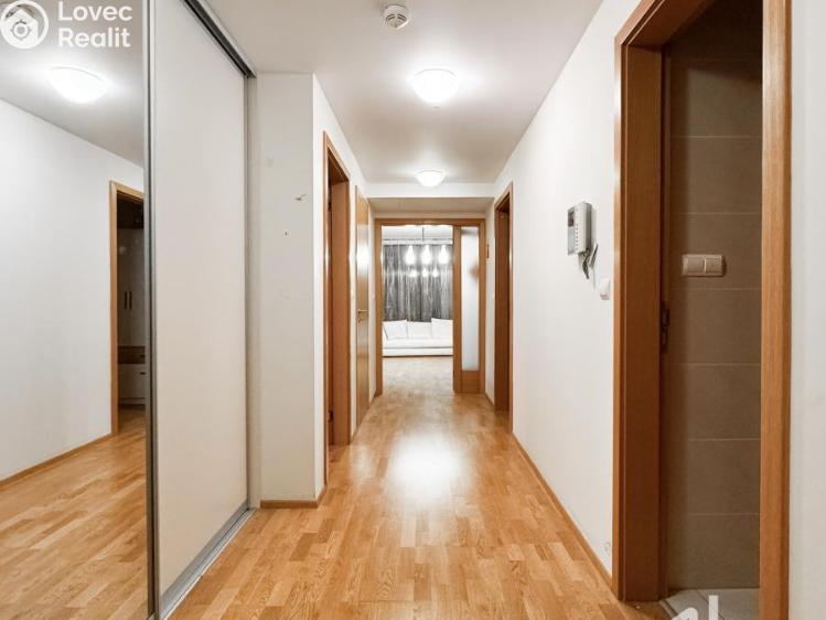 Pronájem bytu 3+KK Praha, Pitterova 2855/7 č. 19