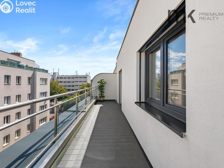Rent apartment 1+KK Praha, Na bitevní pláni 1185/40 č. 10