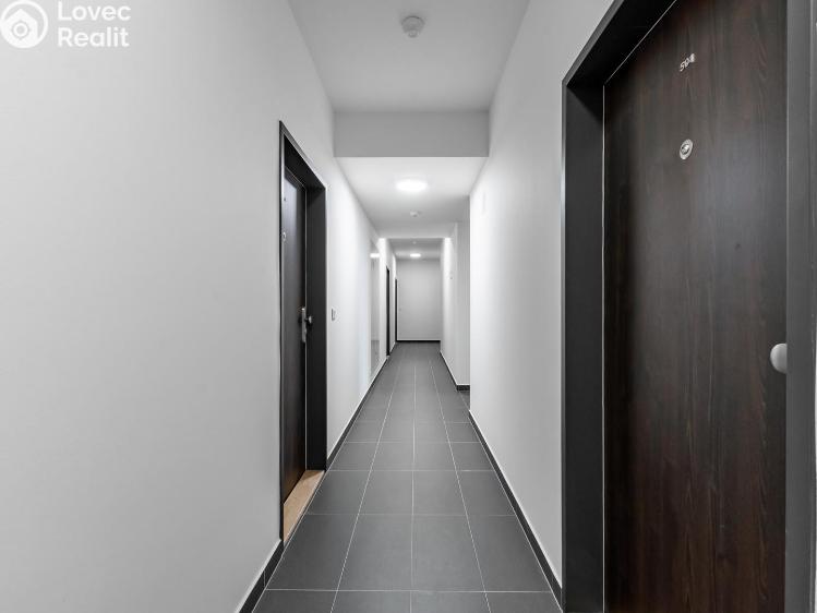 Оренда квартири 1+KK Praha, Svatošových č. 5