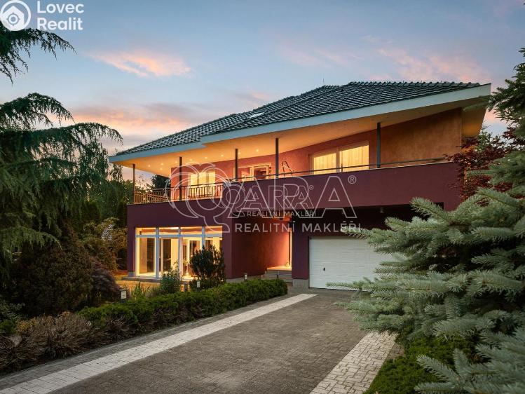 Prodej rodinného domu Praha, V louce 780/12 č. 2