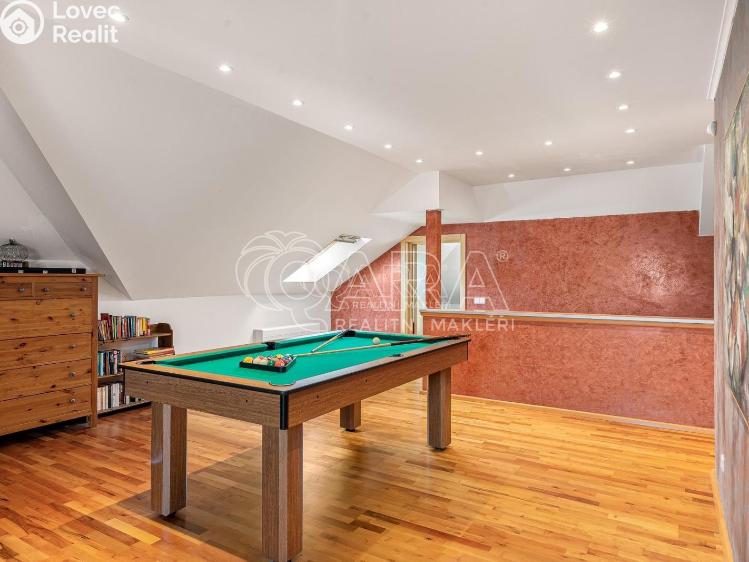 Prodej rodinného domu Praha, V louce 780/12 č. 17