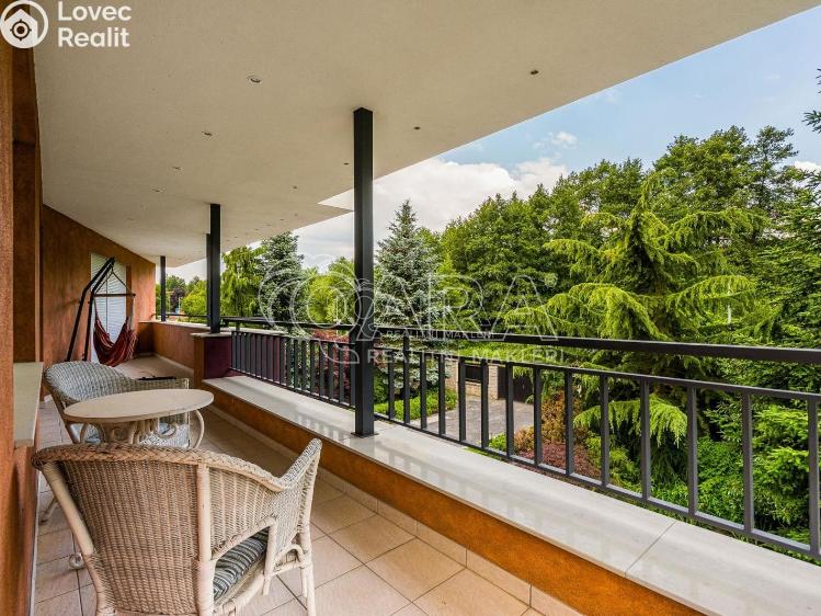 Продаж сімейного будинку Praha, V louce 780/12 č. 16