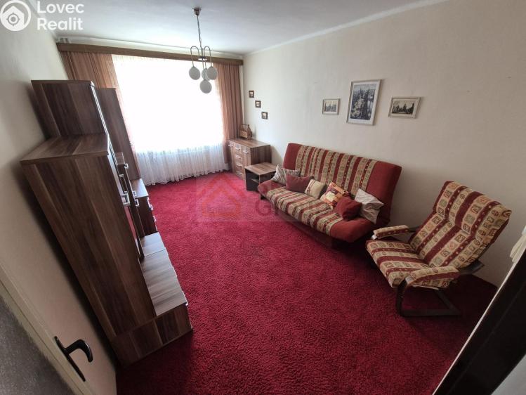 Pronájem bytu 2+1 Sokolov, Jednoty č. 6