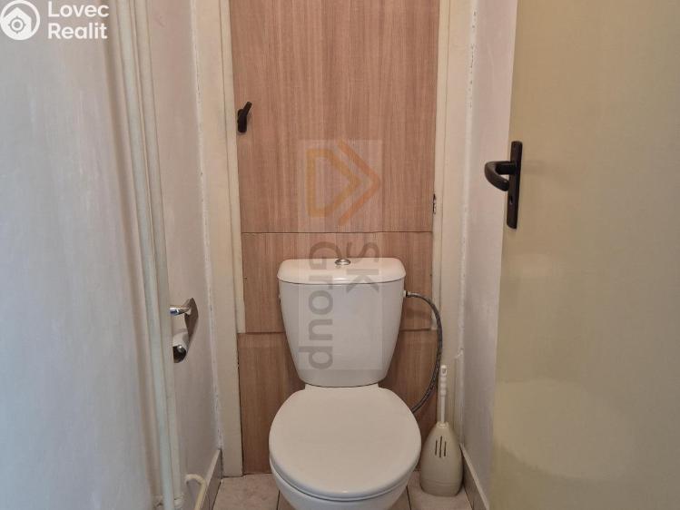 Pronájem bytu 2+1 Sokolov, Jednoty č. 14