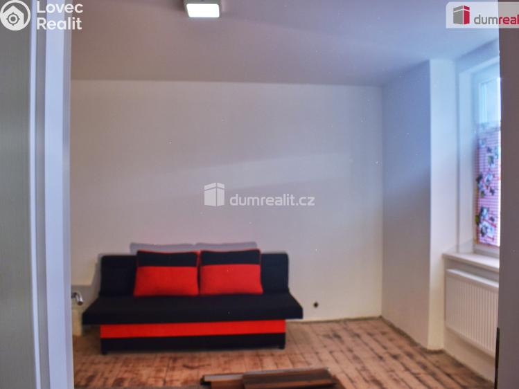 Prodej bytu 2+1 Karlovy Vary, Nad Dvorem č. 9