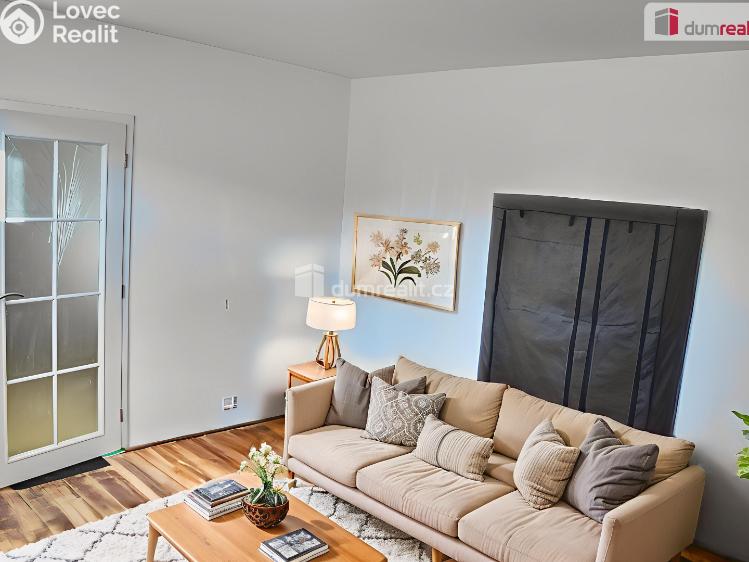 Prodej bytu 2+1 Karlovy Vary, Nad Dvorem č. 12