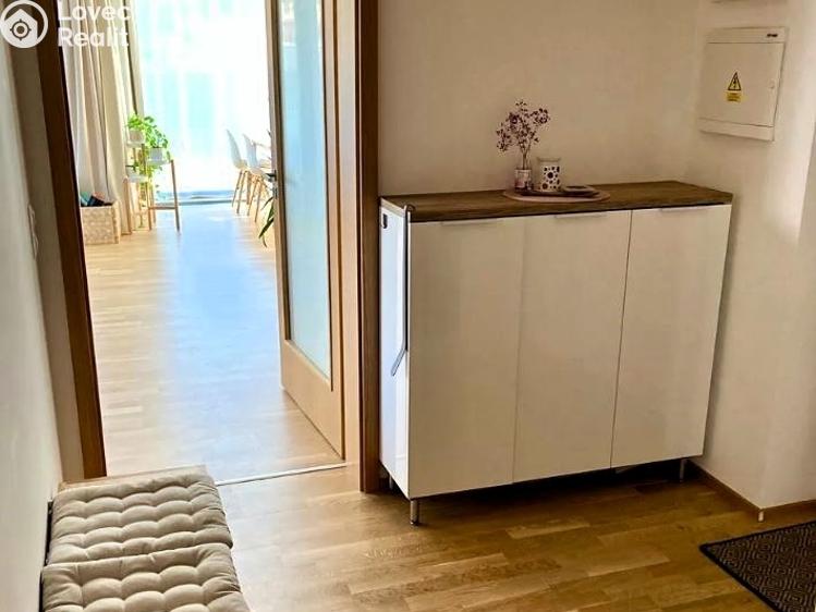 Rent apartment 3+KK Praha, Michelská č. 8