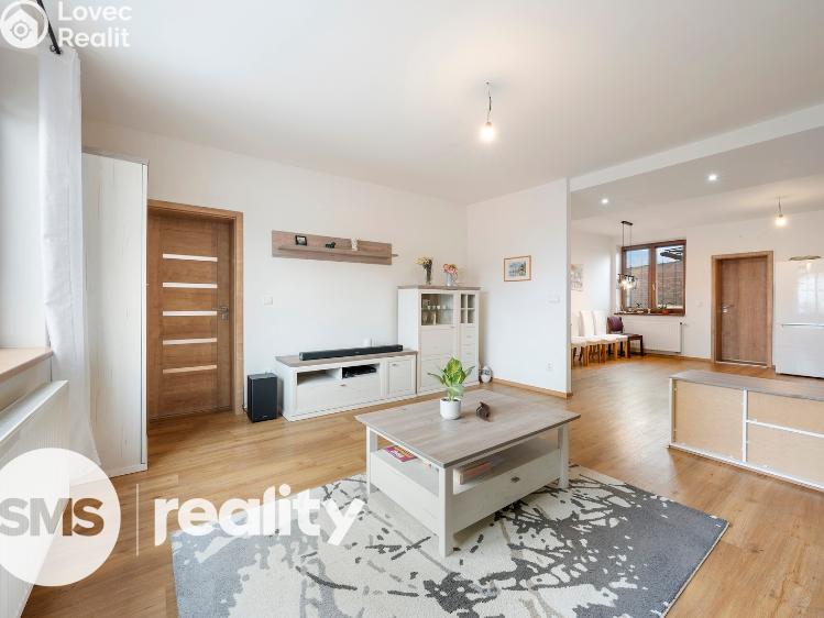 Продаж багатоквартирного будинку Bochoř, Přerovská 115/46 č. 7