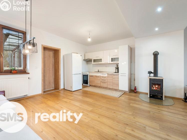 Продаж багатоквартирного будинку Bochoř, Přerovská 115/46 č. 10