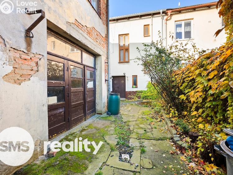 Продаж багатоквартирного будинку Bochoř, Přerovská 115/46 č. 26