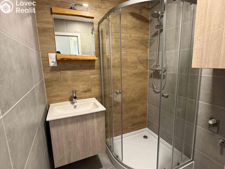 Rent apartment 3+1 Olomouc, Černá cesta 97/33 č. 2