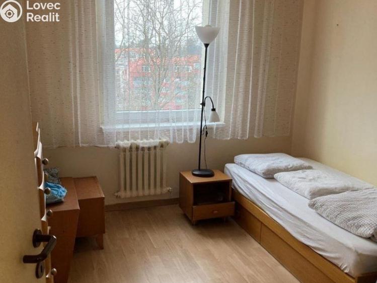 Pronájem bytu 4+1 Říčany, U Vodojemu č. 7