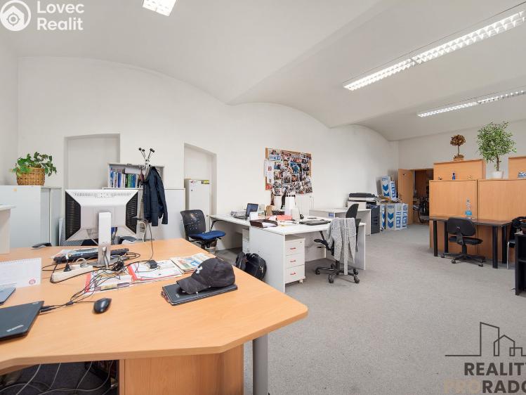Pronájem kanceláře Pardubice, třída Míru č. 4