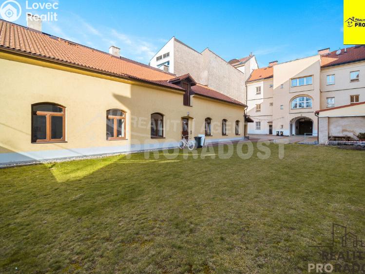 Pronájem kanceláře Pardubice, třída Míru č. 12