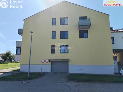 Pronájem garáže Praha-Běchovice, Mladých Běchovic č. 3