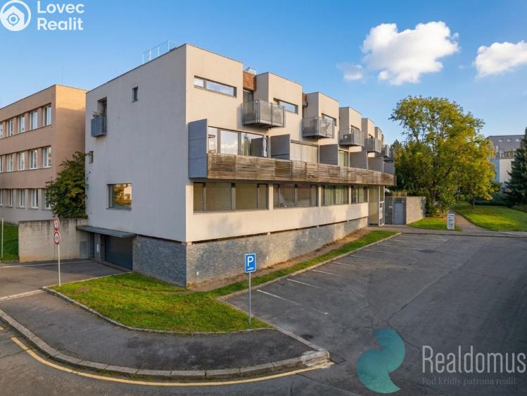 Продажа квартиры 3+KK Praha, Pod průsekem č. 19