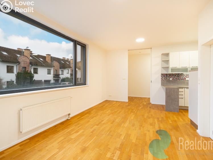 Prodej bytu 3+KK Praha, Pod průsekem č. 15