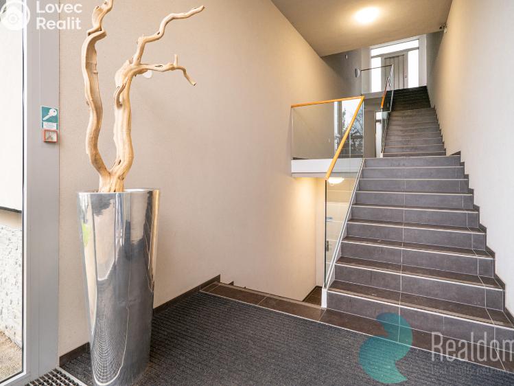 Продаж квартири 3+KK Praha, Pod průsekem č. 24